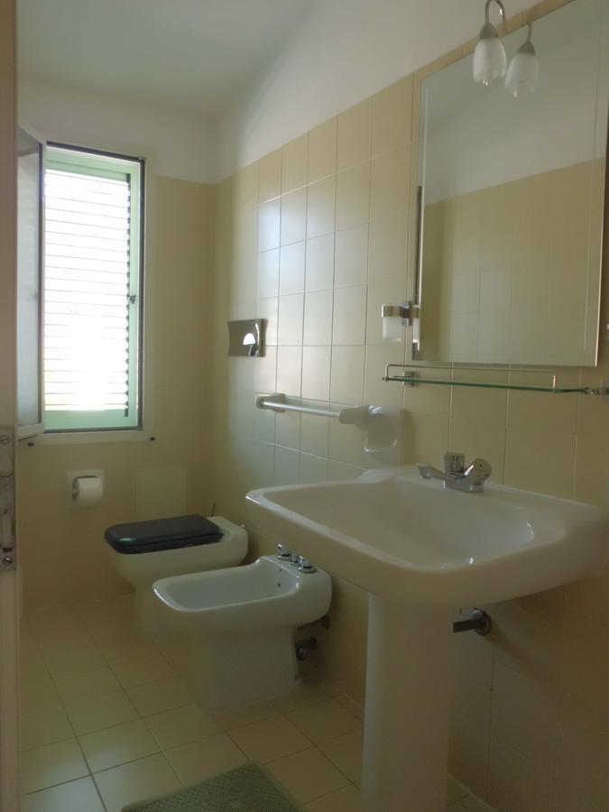 Appartamenti Teulada Di Laura Room photo